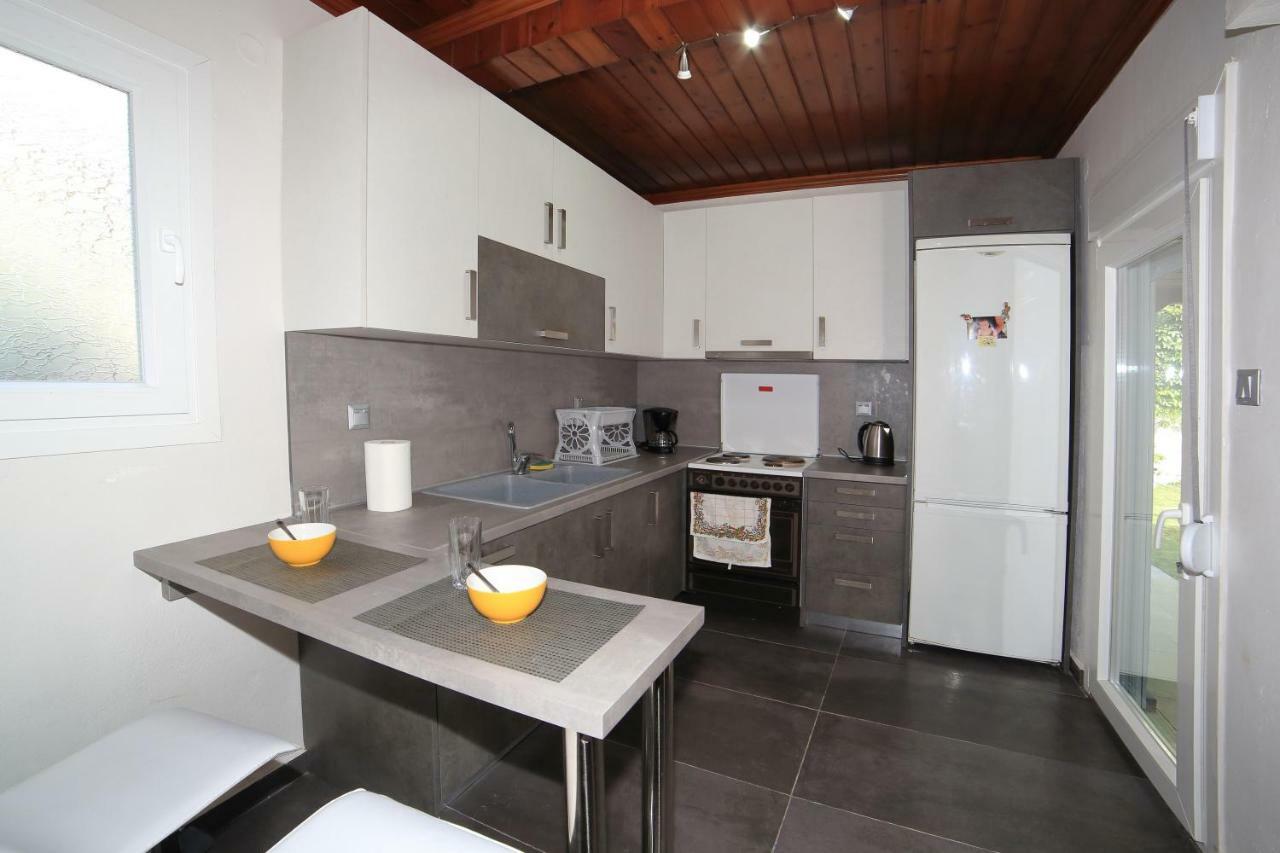 House Loana Villa Neos Marmaras Exterior photo
